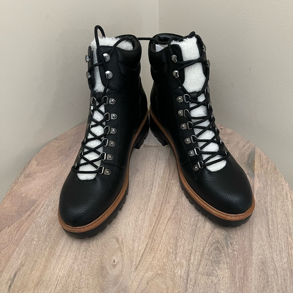 Marc Fisher LTD
Izzie Fur Tongue Hiker Booties